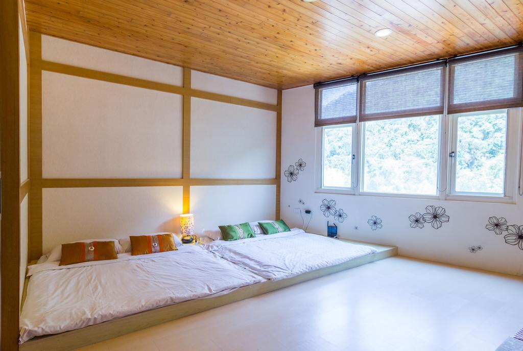 Lover Hot Spring B&B Jiaoxi Exterior photo